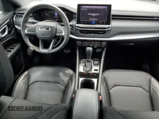 2022 Jeep Compass High Altitude z VIN 3C4NJDCB2NT207149, wystawiony jako Copart lot #52701515 z przebiegiem 14 479 mil mil oraz Czysty tytuł • Clean title. Historia ofert i sprzedaży dostępna na DreamBid. Obrazek 8.