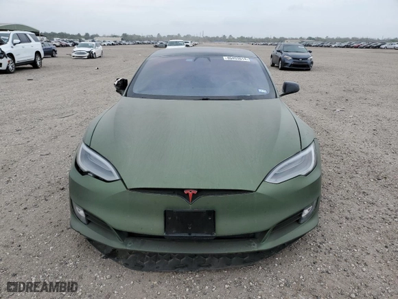 2019 Tesla Model S 100D with VIN 5YJSA1E41KF306376, listed as a Copart auction lot 46453614 with 0 miles and Salvage Title. Bid and sale history available at carsss.com. Image 5.