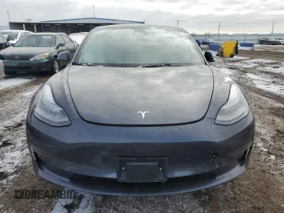 2023 Tesla Model 3 z VIN 5YJ3E1EA5PF453340, wystawiony jako Copart lot #45704835 z przebiegiem 27 114 mil mil oraz Szkoda całkowita • Salvage title. Historia ofert i sprzedaży dostępna na DreamBid. Obrazek 5.