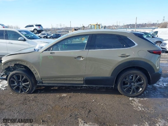 2024 Mazda CX-30 2.5 Carbon Turbo with VIN 3MVDMBXY4RM708886, listed as a IAAI auction lot 41401069 with 1 mi miles. Bid and sale history available at carsss.com. Image 13.
