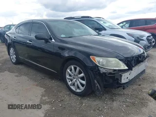 2009 Lexus LS 460 with VIN JTHBL46F395091038, listed as a IAAI auction lot 41723945 with 194,002 mi miles and . Bid and sale history available at DreamBid. Image 1.