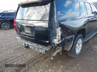 2017 Chevrolet Suburban LT z VIN 1GNSKHKC6HR246168, wystawiony jako IAAI lot #42150327 z przebiegiem Nie podano mil oraz . Historia ofert i sprzedaży dostępna na DreamBid. Obrazek 6.