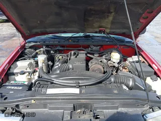 2000 Chevrolet S-10 LS with VIN 1GCCS1444YK167617, listed as a IAAI auction lot 41612272 with 115,900 mi miles. Bid and sale history available at carsss.com. Image 10.