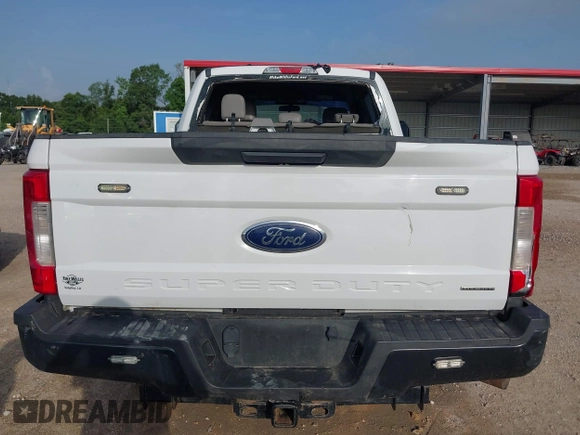 2017 Ford F-250 XLT z VIN 1FT7X2B6XHEE20192, wystawiony jako IAAI lot #42589586 z przebiegiem 132 332 mil mil oraz . Historia ofert i sprzedaży dostępna na DreamBid. Obrazek 16.