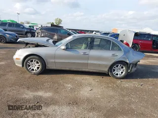 2006 Mercedes-Benz E-Class 3.5L with VIN WDBUF56J06A789538, listed as a IAAI auction lot 41123743 with 1 mi miles. Bid and sale history available at carsss.com. Image 6.