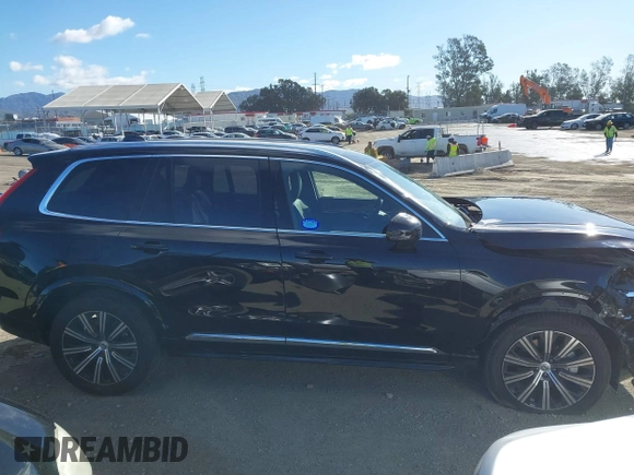 2024 Volvo XC90 Plus Bright Theme with VIN YV4062PE1R1220828, listed as a IAAI auction lot 41698688 with 8,273 mi miles. Bid and sale history available at carsss.com. Image 13.