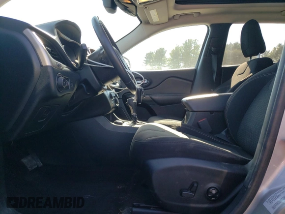 2016 Jeep Cherokee Latitude with VIN 1C4PJMCB6GW326408, listed as a Copart auction lot 54530365 with 120,841 mi miles and Salvage title. Bid and sale history available at DreamBid. Image 7.