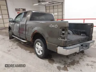 2008 Ford F-150 XLT with VIN 1FTPX14VX8KE23271, listed as a IAAI auction lot 41414622 with 160,040 mi miles. Bid and sale history available at carsss.com. Image 3.