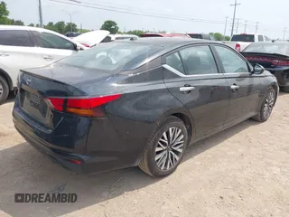 2025 Nissan Altima SV with VIN 1N4BL4DV9SN369058, listed as a IAAI auction lot 42180142 with 2,087 mi miles and . Bid and sale history available at DreamBid. Image 4.