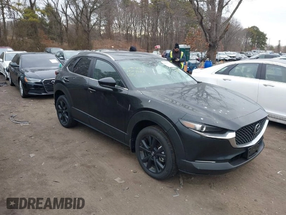 2025 Mazda CX-30 S Select Sport z VIN 3MVDMBBM3SM787607, wystawiony jako IAAI lot #41699529 z przebiegiem 1 920 mil mil oraz . Historia ofert i sprzedaży dostępna na DreamBid. Obrazek 1.