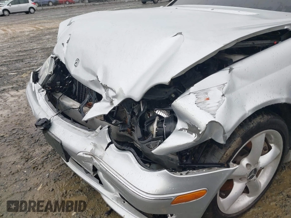 2006 Mercedes-Benz C 230 Sport with VIN WDBRF52H96A851995, listed as a IAAI auction lot 41985231 with 159,658 mi miles and . Bid and sale history available at carsss.com. Image 6.