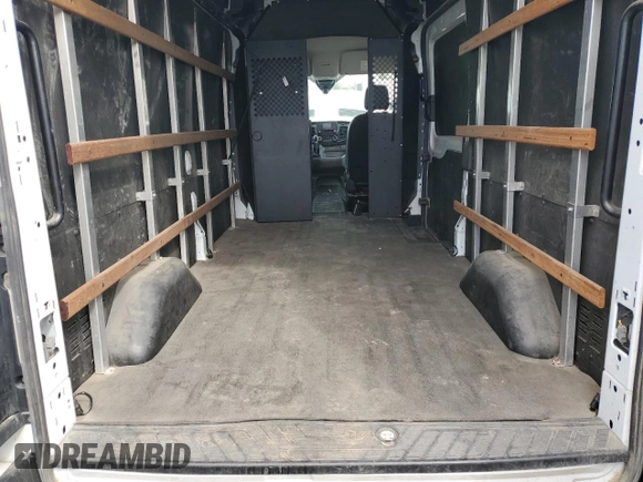 2021 Ford Transit Cargo z VIN 1FTBR1X84MKA46389, wystawiony jako Copart lot #58608695 z przebiegiem 72 951 mil mil oraz Szkody całkowita. Historia ofert i sprzedaży dostępna na DreamBid. Obrazek 10.