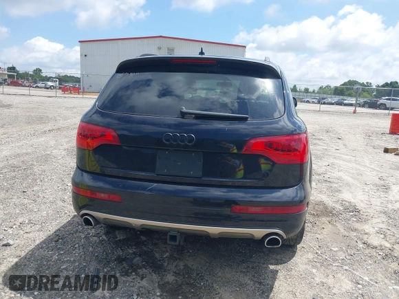 2015 Audi Q7 Premium Plus с VIN WA1LMAFE8FD010524, выставлен на аукционе IAAI как лот 42537264 с пробегом 181 016 миль миль и . История ставок и продаж доступна на DreamBid. Изображение 17.