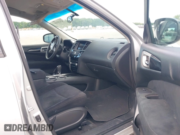 2016 Nissan Pathfinder Platinum z VIN 5N1AR2MNXGC662989, wystawiony jako IAAI lot #42315335 z przebiegiem 128 956 mil mil oraz . Historia ofert i sprzedaży dostępna na DreamBid. Obrazek 5.