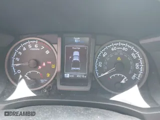 2019 Toyota Tacoma 4WD SR with VIN 3TMCZ5AN0KM260201, listed as a IAAI auction lot 42017048 with 49,216 mi miles. Bid and sale history available at carsss.com. Image 7.