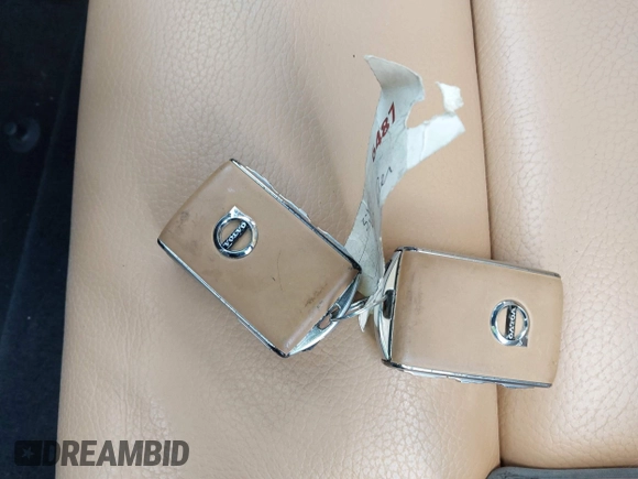 2020 Volvo XC60 Inscription z VIN YV4102DL2L1429091, wystawiony jako IAAI lot #41608817 z przebiegiem Nie podano mil oraz . Historia ofert i sprzedaży dostępna na DreamBid. Obrazek 11.