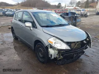 2010 Nissan Versa 1.8 S with VIN 3N1BC1CP3AL356366, listed as a IAAI auction lot 41182930 with NaN miles. Bid and sale history available at carsss.com. Image 1.