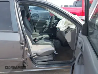 2004 Ford Focus ZTS with VIN 1FAFP38Z94W165483, listed as a IAAI auction lot 41775001 with 222,589 mi miles and . Bid and sale history available at carsss.com. Image 5.