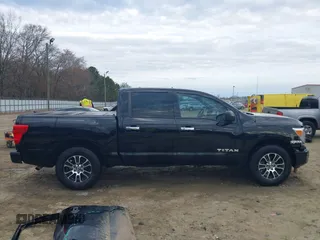 2021 Nissan Titan SV z VIN 1N6AA1EF9MN523477, wystawiony jako IAAI lot #41536972 z przebiegiem 47 917 mil mil oraz . Historia ofert i sprzedaży dostępna na DreamBid. Obrazek 14.