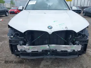2024 BMW X5 xDrive40i with VIN 5UX23EU0XR9T63789, listed as a IAAI auction lot 42324467 with 25,057 mi miles and . Bid and sale history available at DreamBid. Image 6.