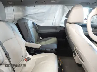 2018 Honda Odyssey EX-L z VIN 5FNRL6H70JB059653, wystawiony jako IAAI lot #42324330 z przebiegiem 115 623 mil mil oraz . Historia ofert i sprzedaży dostępna na DreamBid. Obrazek 8.