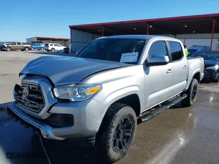 2019 Toyota Tacoma 2WD SR with VIN 5TFAX5GN5KX137282, listed as a IAAI auction lot 41702360 with 45,225 mi miles. Bid and sale history available at carsss.com. Image 18.