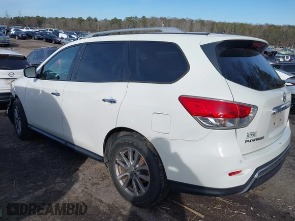 2016 Nissan Pathfinder S z VIN 5N1AR2MN2GC636547, wystawiony jako IAAI lot #41304624 z przebiegiem 152 654 mil mil oraz . Historia ofert i sprzedaży dostępna na DreamBid. Obrazek 3.