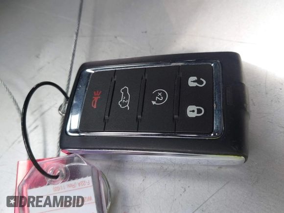 2024 Jeep Grand Cherokee Limited with VIN 1C4RJKBG7R8602211, listed as a IAAI auction lot 42182703 with 14,988 mi miles and . Bid and sale history available at DreamBid. Image 11.