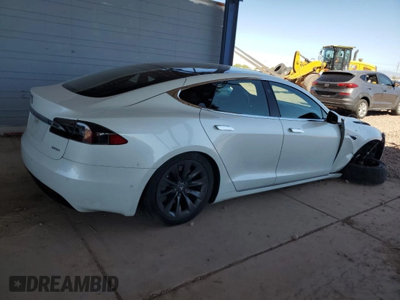 2019 Tesla Model S 75D с VIN 5YJSA1E20KF307100, выставлен на аукционе Copart как лот 54073805 с пробегом 93 644 миль миль и Списание • Salvage title. История ставок и продаж доступна на DreamBid. Изображение 3.