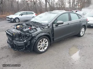 2019 Ford Fusion SE with VIN 3FA6P0HD6KR245231, listed as a IAAI auction lot 41856924 with 132,972 mi miles. Bid and sale history available at carsss.com. Image 18.