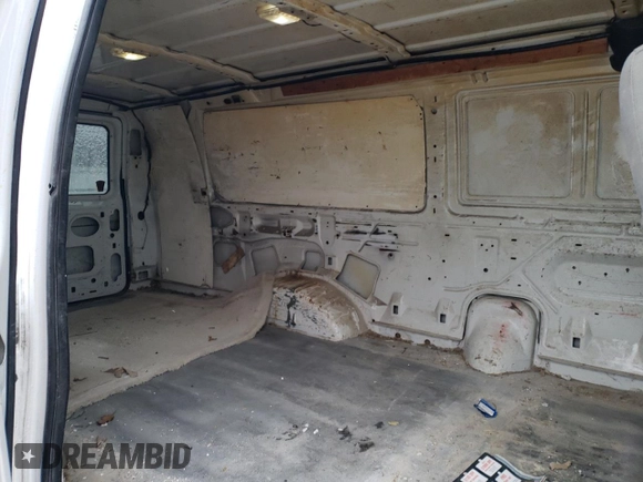 2012 Ford Econoline Cargo Super Duty Commercial z VIN 1FTSS3EL8CDA08478, wystawiony jako Copart lot #86167844 z przebiegiem 199 398 mil mil oraz Czysty tytuł • Clean title. Historia ofert i sprzedaży dostępna na DreamBid. Obrazek 11.