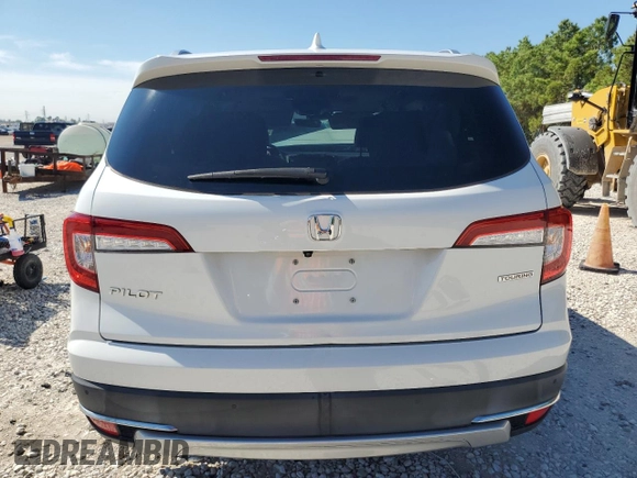 2021 Honda Pilot Touring 8-Passenger with VIN 5FNYF5H90MB001805, listed as a Copart auction lot 70215014 with 41,607 mi miles and Salvage Title. Bid and sale history available at DreamBid. Image 6.