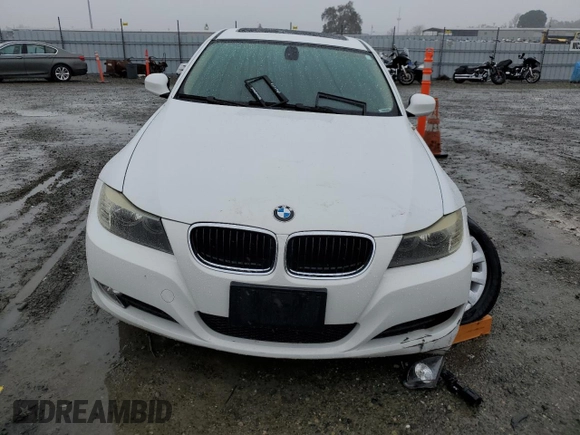 2009 BMW 3 Series 328i with VIN WBAPH53579A438546, listed as a Copart auction lot 85115464 with 86,775 mi miles and Salvage title. Bid and sale history available at DreamBid. Image 5.