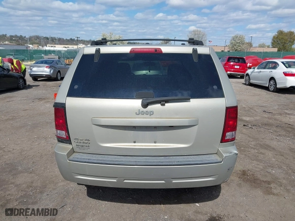 2007 Jeep Grand Cherokee Laredo with VIN 1J8GR48KX7C513145, listed as a IAAI auction lot 41994486 with 188,870 mi miles. Bid and sale history available at carsss.com. Image 16.