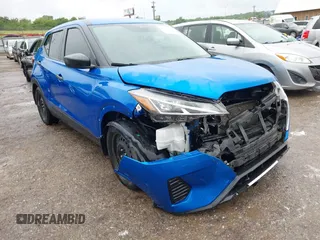 2021 Nissan Kicks S z VIN 3N1CP5BV5ML522035, wystawiony jako IAAI lot #42306223 z przebiegiem 93 348 mil mil oraz . Historia ofert i sprzedaży dostępna na DreamBid. Obrazek 1.