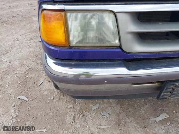 1997 Ford Ranger XL with VIN 1FTCR14A7VPA20353, listed as a IAAI auction lot 41986712 with 136,315 mi miles. Bid and sale history available at carsss.com. Image 14.
