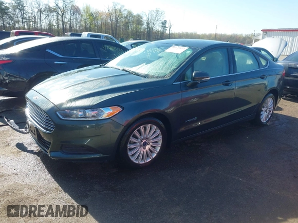 2015 Ford Fusion SE Hybrid with VIN 3FA6P0LU2FR135144, listed as a IAAI auction lot 41975973 with 89,315 mi miles. Bid and sale history available at carsss.com. Image 17.