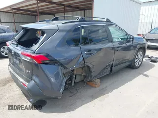 2023 Toyota RAV4 XLE Premium z VIN 2T3C1RFV4PW274552, wystawiony jako IAAI lot #42105989 z przebiegiem 37 301 mil mil oraz . Historia ofert i sprzedaży dostępna na DreamBid. Obrazek 4.