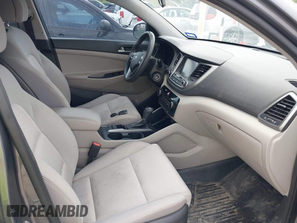 2018 Hyundai Tucson SEL with VIN KM8J33A48JU620843, listed as a IAAI auction lot 42117097 with 158,722 mi miles. Bid and sale history available at carsss.com. Image 5.