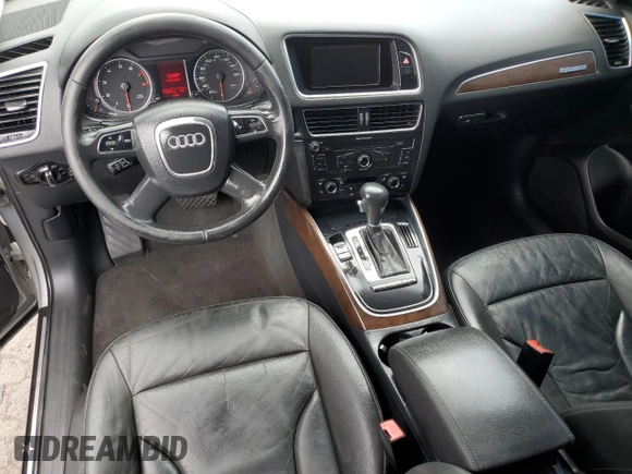 2011 Audi Q5 Premium Plus z VIN WA1DKAFP5BA009628, wystawiony jako Copart lot #58274065 z przebiegiem 178 278 mil mil oraz Czysty tytuł • Clean title. Historia ofert i sprzedaży dostępna na DreamBid. Obrazek 8.