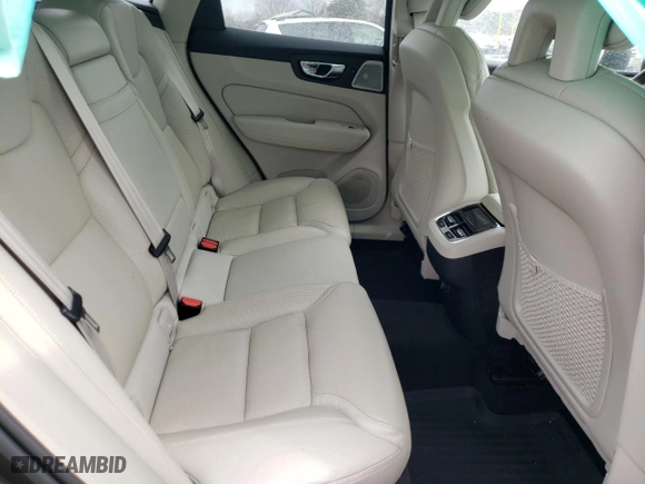 2018 Volvo XC60 Inscription with VIN YV4A22RL7J1002005, listed as a Copart auction lot 35442712 with 48,751 mi miles. Bid and sale history available at carsss.com. Image 6.