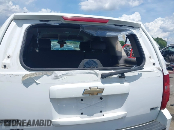 2007 Chevrolet Tahoe LTZ with VIN 1GNFC13067R365671, listed as a IAAI auction lot 42488123 with 255,079 mi miles and . Bid and sale history available at DreamBid. Image 6.