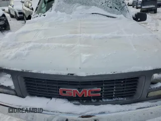 1997 GMC Sierra 1500 with VIN 1GTGC24R5VE524801, listed as a Copart auction lot 85451264 with 989,500 mi miles and Salvage Title. Bid and sale history available at DreamBid. Image 11.