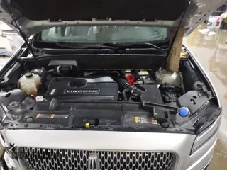 2019 Lincoln Nautilus Reserve with VIN 2LMPJ6L96KBL18957, listed as a IAAI auction lot 41563412 with 62,539 mi miles and . Bid and sale history available at DreamBid. Image 10.