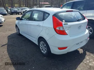 2016 Hyundai Accent SE with VIN KMHCT5AE0GU238781, listed as a IAAI auction lot 41805846 with 121,022 mi miles. Bid and sale history available at carsss.com. Image 3.