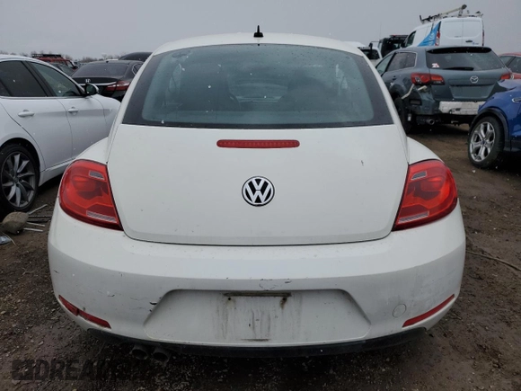 2012 Volkswagen Beetle Entry с VIN 3VWFP7AT4CM644168, выставлен на аукционе Copart как лот 51941935 с пробегом 140 718 миль миль и Списание • Salvage title. История ставок и продаж доступна на DreamBid. Изображение 6.