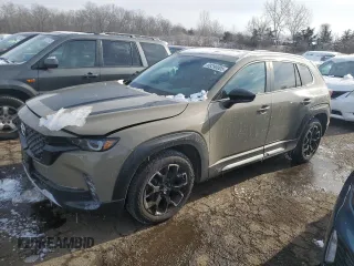 2023 Mazda CX-50 Meridian Edition z VIN 7MMVABXY1PN149881, wystawiony jako Copart lot #89390005 z przebiegiem 23 178 mil mil oraz Szkoda całkowita • Salvage title. Historia ofert i sprzedaży dostępna na DreamBid. Obrazek 1.