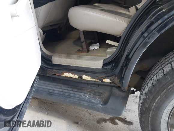 2006 Ford Explorer XLT with VIN 1FMEU73E76UA22133, listed as a IAAI auction lot 42556565 with 167,003 mi miles and . Bid and sale history available at DreamBid. Image 6.