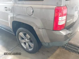 2015 Jeep Patriot High Altitude с VIN 1C4NJRFB5FD376257, выставлен на аукционе IAAI как лот 42792428 с пробегом 101 262 миль миль и . История ставок и продаж доступна на DreamBid. Изображение 6.