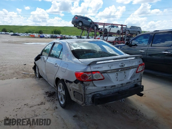 2013 Toyota Corolla L with VIN 5YFBU4EE6DP180217, listed as a IAAI auction lot 40368485 with Not Provided miles. Bid and sale history available at carsss.com. Image 3.